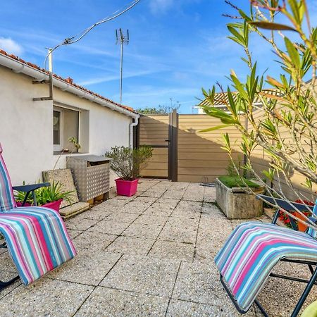 Maison Charmante A L'Epine Avec Jardin Cloture Et Terrasse Zewnętrze zdjęcie